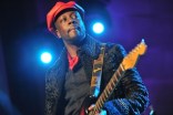 Wyclef Jean Kicks Off a Dance-Off at the Refugee Gala 