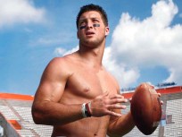 Tebow Suffers Picture Pangs of Success
