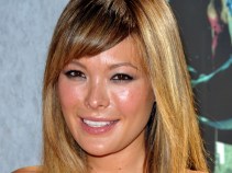 "Lipstick Jungle" Starlet Lindsay Price Dishes on Her Next Project