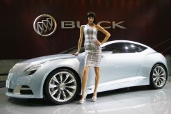 Street Quiz: International Car Show Edition