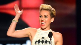 Miley Cyrus 'is "So Excited" For Her New Single