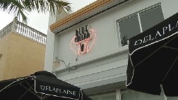 Restaurant Helps Contribute to Breast Cancer Cure