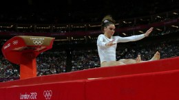 Maroney Falls, Izbasa Wins Gold on Vault