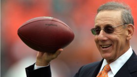 Dolphins Owner Calls Out NFL Players' Union