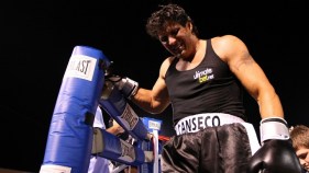 Canseco Sends Twin Brother to Fight for Him