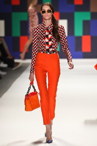 Outrageously Orange Looks for Summer