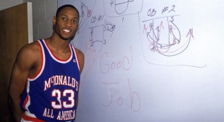 Alonzo Mourning's Jersey Retired By Heat