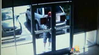 Bank Robber Leaves Cash Behind on I-75