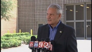 Zimmerman Returns to Jail