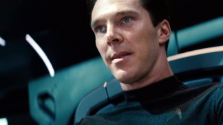 Benedict Cumberbatch Praises "Star Trek Into Darkness"