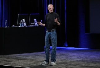 Steve Jobs Unveils Himself at Apple Event