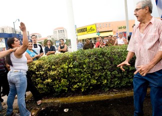 Cubans Clash Over Juanes Concert