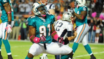 Dolphins Sign Wake to 4-Year Extension