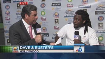 Alex Collins Says He's "Staying with Arkansas"