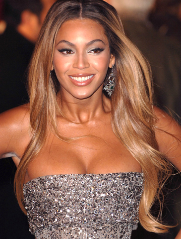 People's Most Beautiful Women of 2012