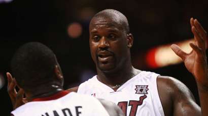 MIAMI - NOVEMBER 27:  Shaquille O'Neal #32 and Dwyane Wade #3 of the Miami Heat talk between plays while taking on the Charlotte Bobcats at American Airlines Arena November 27, 2007 in Miami, Florida.