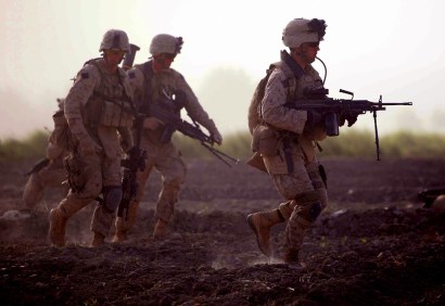 Militants in Afghanistan killed eight American soldiers near the Pakistan border after an early Saturday morning raid, marking one of the deadliest attacks in the now eight-year war.