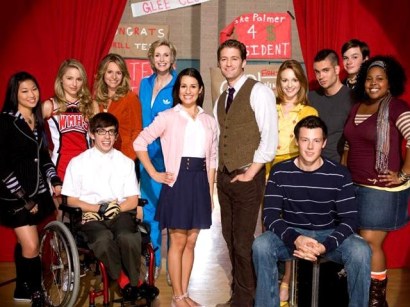 "Glee" is about to get a good, old-fashioned dose of vampire.