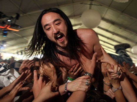 DJ Steve Aoki: Living out of a Suitcase is an "Acquired Taste"