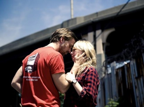 http://media.nbcbayarea.com/images/012610BlueValentine01_640x480__162658.jpg