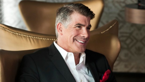 Q&A: “Mad Men’s” Bryan Batt Gives Design Tips and Reveals Bar Secrets
