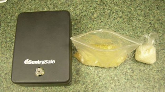 Man Finds Safe Filled With Meth in Front Yard