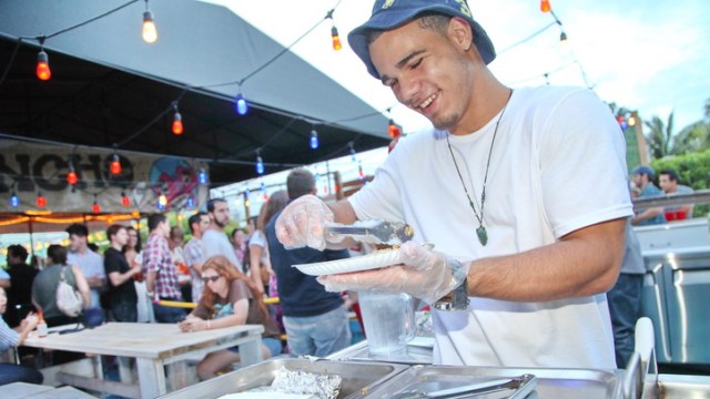 Pancho Serves It Up