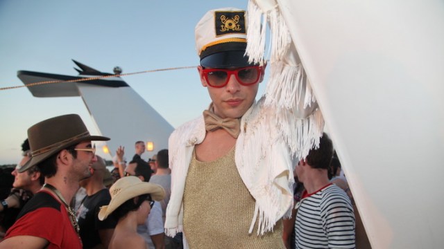 Sunset Cruise With Digweed And Friends