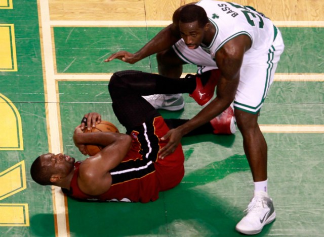 Game 6 in Photos