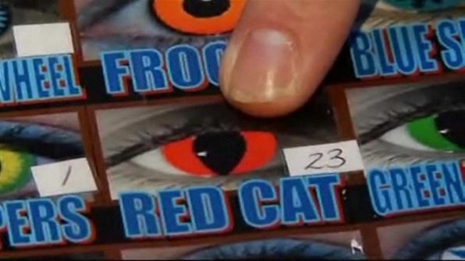 While vampire eyes may help finish off your Halloween costume, they can cause infection.