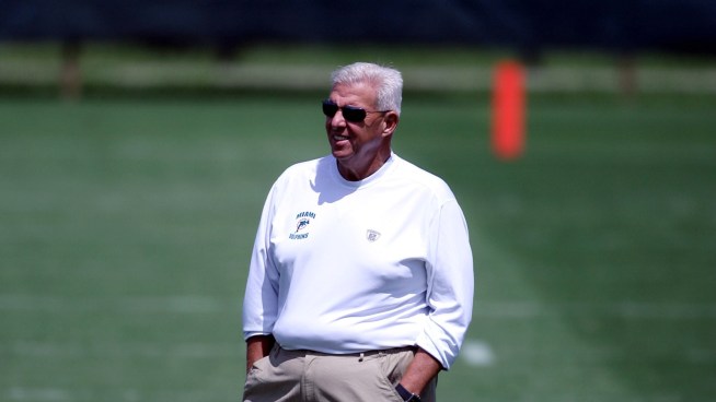 Smitten Parcells Signs Butter Fingers Tight End