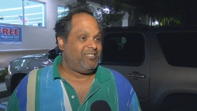 With just hours to spare, Christmas shoppers hit the stores in a race against time. You can call them procrastinators   shoppers waiting until literally the last minute to get their holiday gifts. Joseph Mathew was one. He spoke to NBC 6 South Florida about his experience.