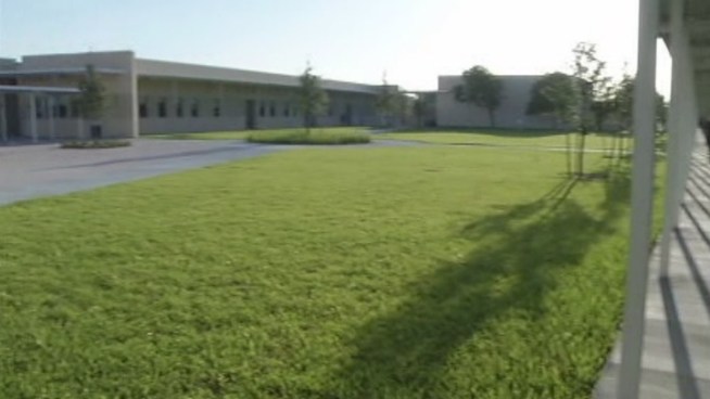 Students in Miami-Dade who headed back to school for the new year on Monday were greeted with plenty of changes. North Dade Middle School and North Dade Center for Modern Languages in Miami Gardens made their debut Monday morning. The campus was closed for two years due to unsafe conditions. Superintendent Alberto Carvalho called Monday an 