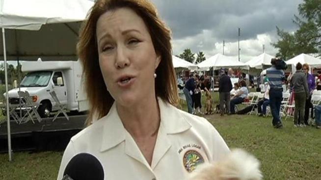 Pet Lovers Shop up to Support Barkupy Miami