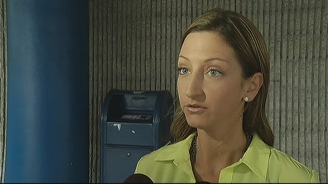 Fort Lauderdale Police are looking for a trio of suspects they say robbed a TJ Maxx store at gunpoint in broad daylight. Fort Lauderdale Police spokeswoman Det. DeAnna Garcia talks about the robbery.