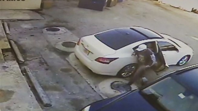 A supermarket employee was robbed of $16,000 in bank deposits as she left the store, Miami-Dade Police said Monday. Hear from Miami-Dade Police spokesman Detective Javier Baez as he reviews the footage.
