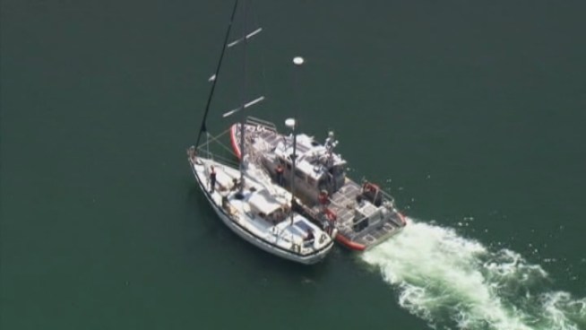 The crew of the Valiant offloaded cocaine worth more than $48 million at the Coast Guard's Miami Beach base Friday. Commander John Dettleff described how the drugs were seized.