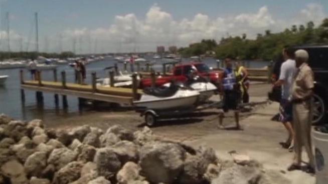 The petty officer who saved Sean Kingston was honored with a medal Tuesday.