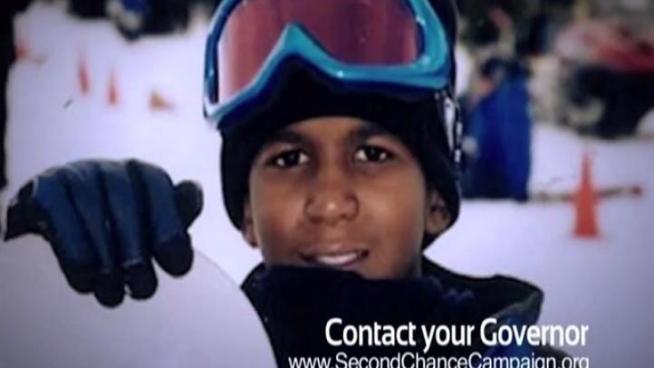 A list of witnesses and evidence prosecutors intend to use in their case against George Zimmerman in the shooting death of Trayvon Martin was released Tuesday. Sybrina Fulton thanked the county and friend Sherra McLeod talked about donating vacation hours for the mother.