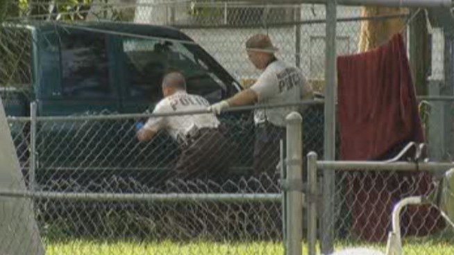 Police are investigating after a woman's body was discovered stuffed into a garbage bag in Homestead Monday morning. NBC 6 spoke with Diana Hernandez, a close friend of the family, who talked about the crime.