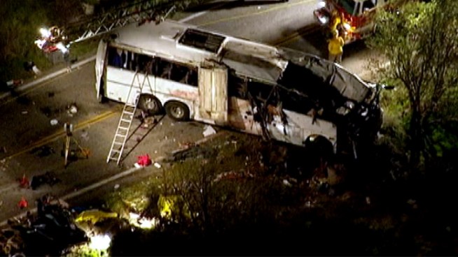 Passengers said a tour bus swerved for several minutes before a deadly crash on Highway 38 near Big Bear. The tour operator released a statement after the crash that killed at least seven people. Annette Arreola reports for Today in LA on Monday Feb. 4, 2013.