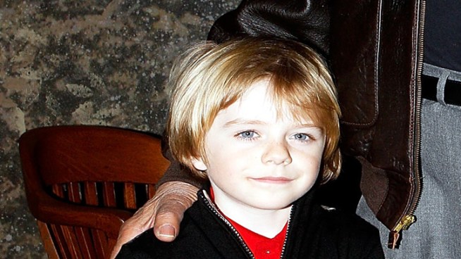 Max Page, the child actor best known for playing a mini version of Darth Vader in a 2011 Super Bowl ad for Volkswagen, underwent a successful surgery Thursday at Children's Hospital L.A. to replace his pulmonary valve. Cary Berglund reports for the NBC4 News at 5 p.m. on June 14, 2012.