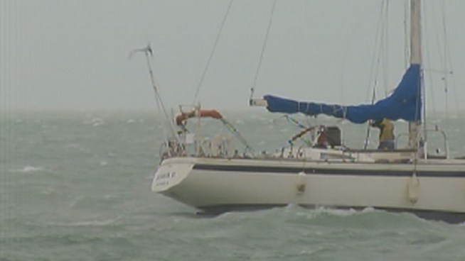 A sailboat of at least 45-feet came loose from its moorings off Key West and began drifting at least half a mile south when people in Mallory Square spotted it Sunday.