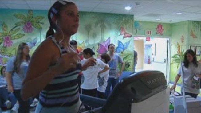 Miami Children’s Hospital is bringing a whole new meaning to the marathon – running 26.2 hours on a treadmill instead of the traditional 26.2 miles. Surgical unit nurse Zoila Infante talks about the meaning of the fundraiser and Jeremy Katzman of the hospital talks about their goal.