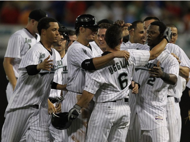 Fish Top Mets With 9th Inning Heroics
