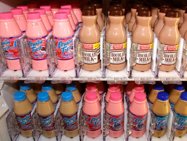 New vending machines make their debut on the first day of school in Miami-Dade.