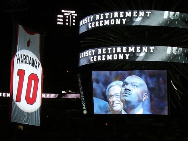 Hardaway Sees No. 10 Retired -- As It Should Be