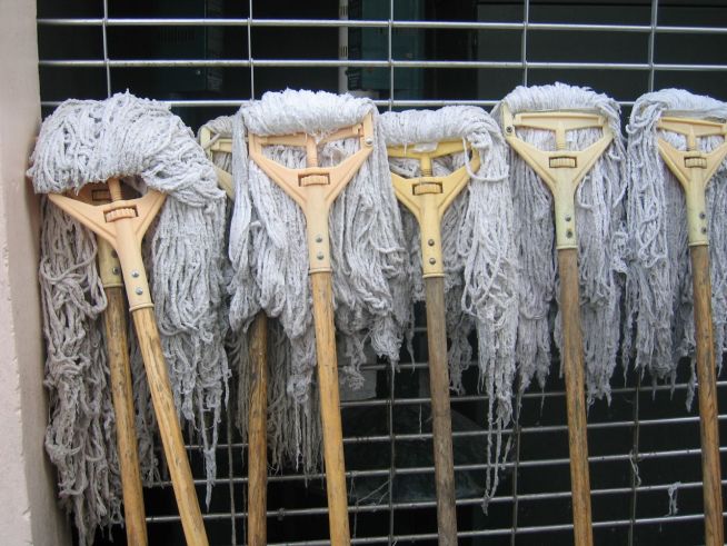 Dirty Deed! Fake Maid Service Cleans Out Elderly