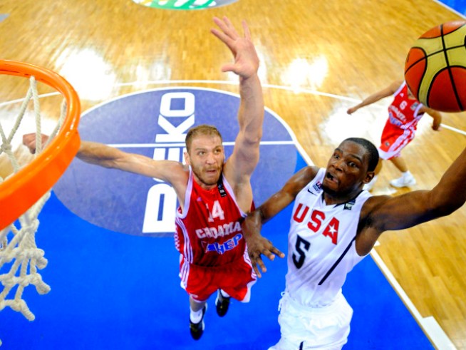 Team USA Blows Out Croatia in World Basketball
