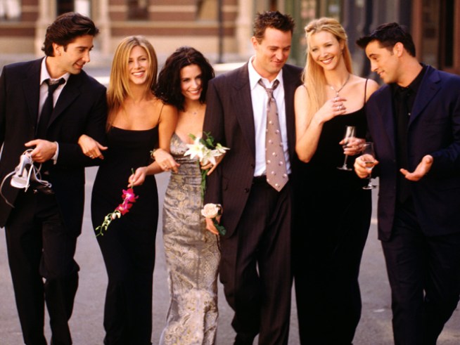Lisa Kudrow Nixes "Friends" Reunion